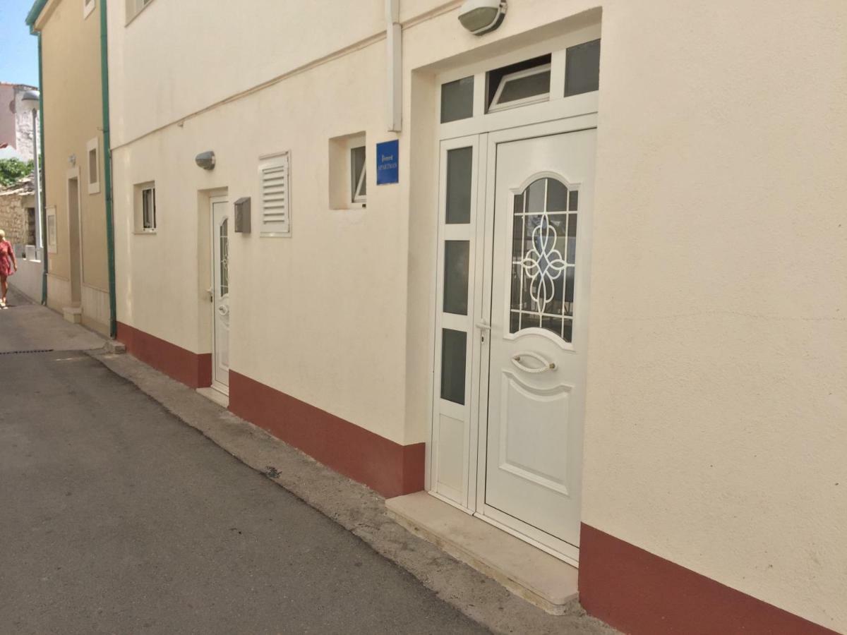 Apartmani Miranda Drasnice Luaran gambar